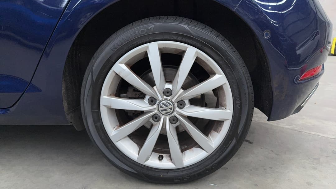 2018 Volkswagen Golf 110 Tsi Comfortline, Automatic, 149623 km, Left Rear Wheel