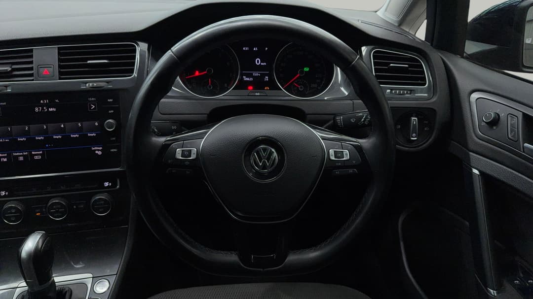 2018 Volkswagen Golf 110 Tsi Comfortline, Automatic, 149623 km, Steering Wheel Close-up