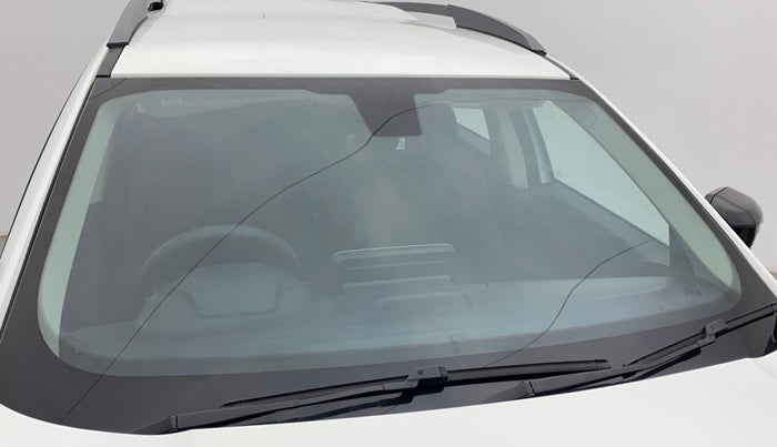 2021 Tata Safari XT, Diesel, Manual, 23,694 km, Front windshield - Minor spot on windshield