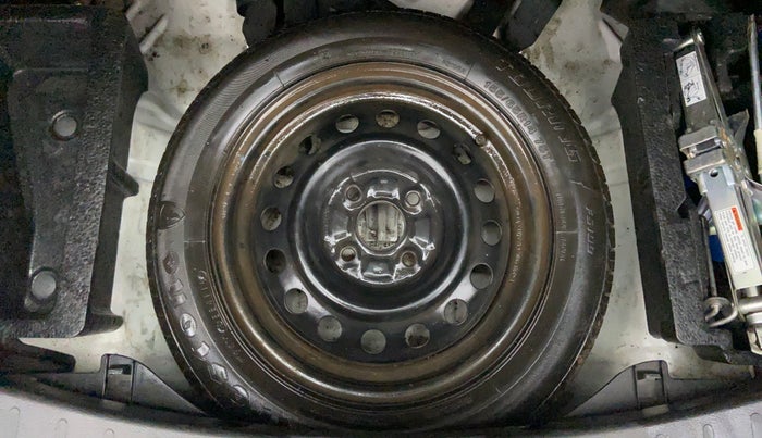 2016 Maruti Wagon R 1.0 VXI AMT, Petrol, Automatic, 61,774 km, Spare Tyre