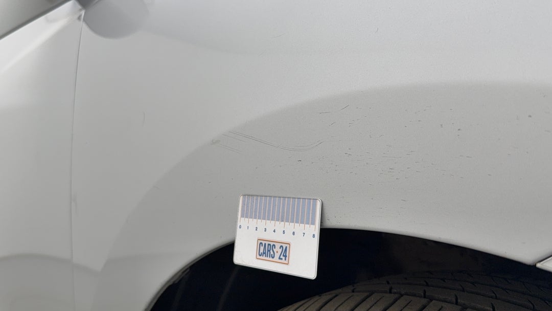 Quarter Panel Front RHS Guard Scratch