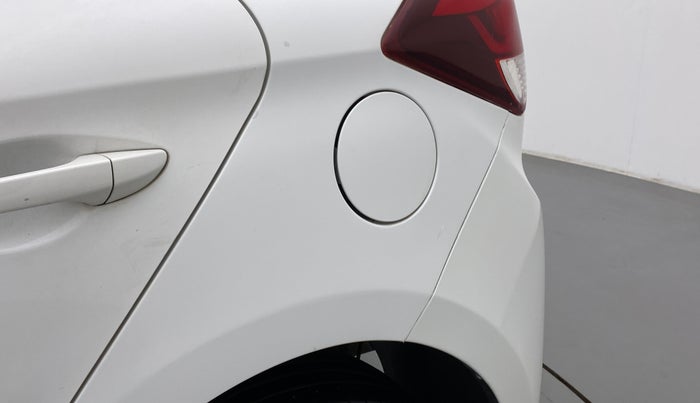 2017 Hyundai Elite i20 ASTA 1.2 DUAL TONE, Petrol, Manual, 37,696 km, Left quarter panel - Minor scratches