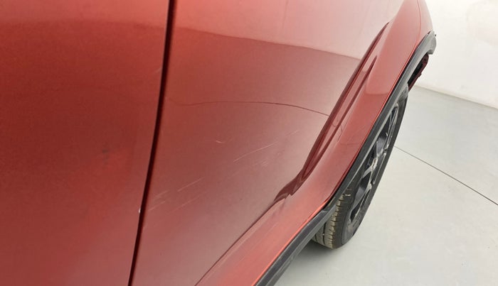 2018 Maruti IGNIS ALPHA 1.2 AMT DUAL TONE, Petrol, Automatic, 79,151 km, Rear left door - Slightly dented