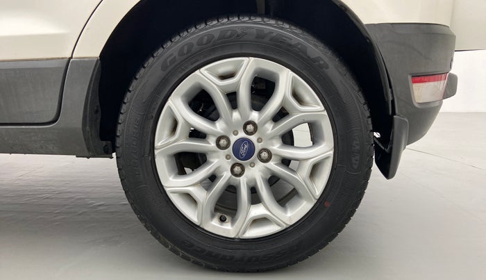 2015 Ford Ecosport 1.5 TITANIUM TI VCT AT, Petrol, Automatic, 68,044 km, Left Rear Wheel