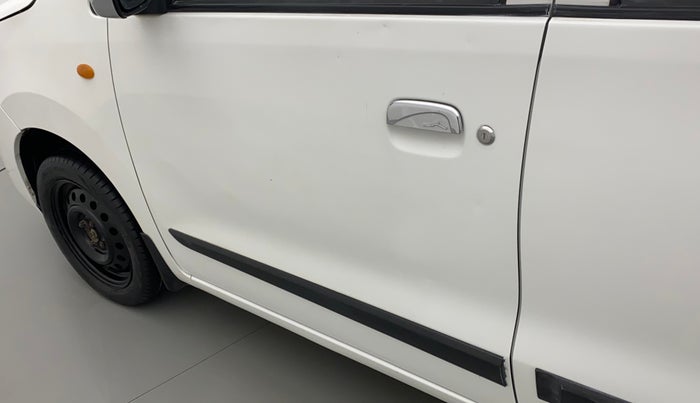 2016 Maruti Wagon R 1.0 VXI, Petrol, Manual, 96,878 km, Front passenger door - Paint has faded