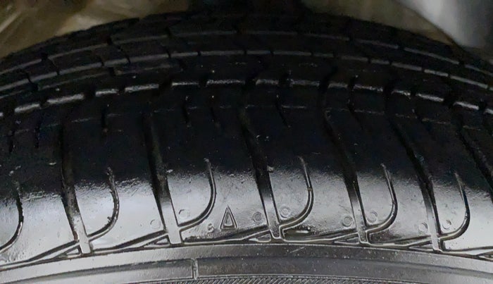 2019 MG HECTOR SHARP 2.0 DIESEL, Diesel, Manual, 42,140 km, Right Front Tyre Tread