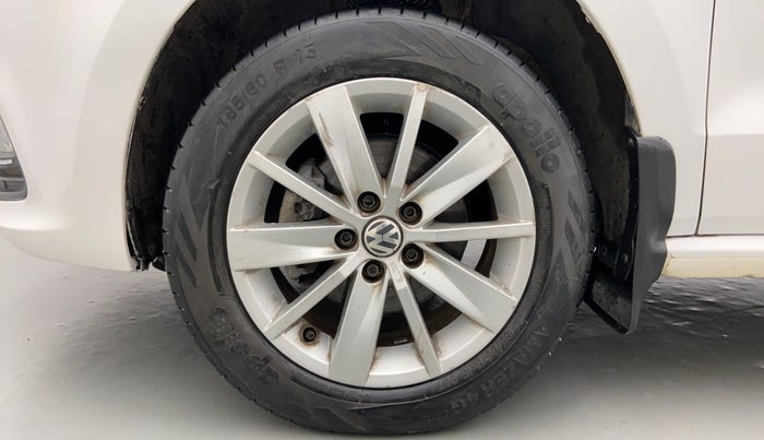 2016 Volkswagen Polo HIGHLINE1.2L PETROL, Petrol, Manual, 30,567 km, Left Front Wheel
