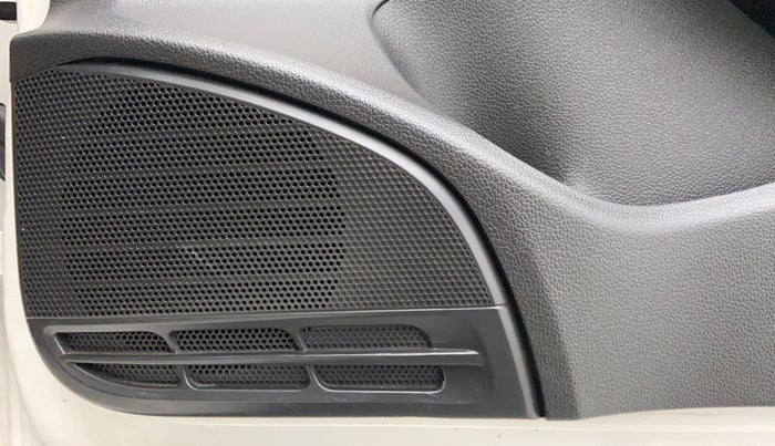 2016 Volkswagen Polo HIGHLINE1.2L PETROL, Petrol, Manual, 30,567 km, Speaker