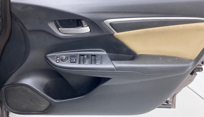 2015 Honda Jazz 1.2 V AT, CNG, Automatic, 75,790 km, Driver Side Door Panels Control