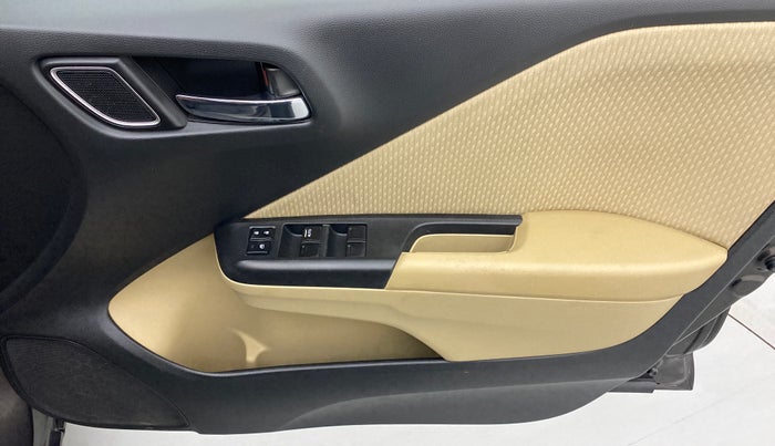 2018 Honda City V MT PETROL, Petrol, Manual, 51,129 km, Driver Side Door Panels Control