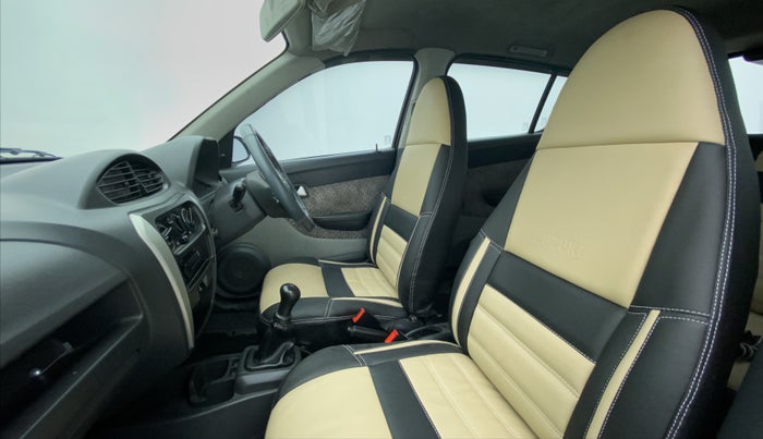 2018 Maruti Alto 800 LXI, Petrol, Manual, 1,42,346 km, Right Side Front Door Cabin View