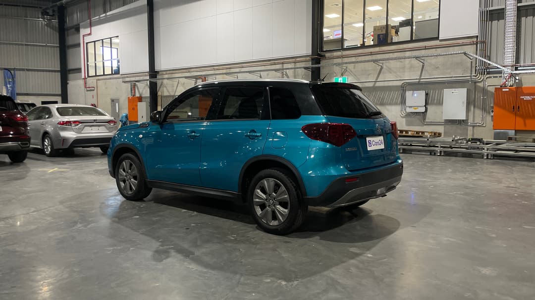 2022 Suzuki Vitara 1.6l, Automatic, 53880 km, Left Back Diagonal (45- Degree) View