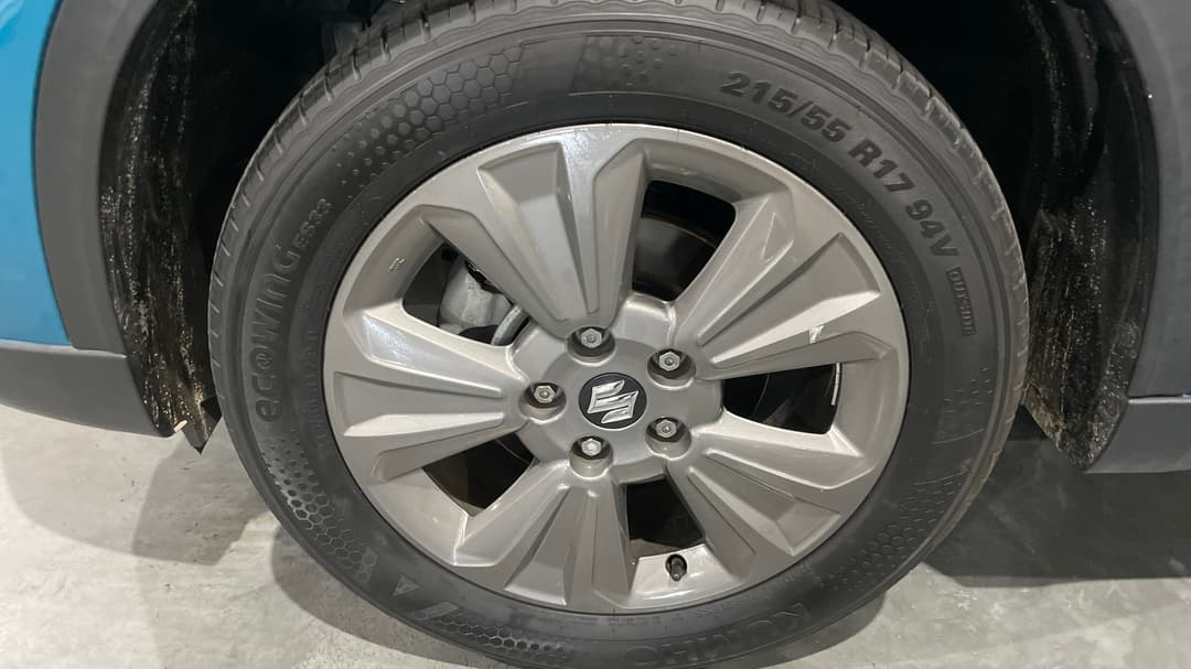 2022 Suzuki Vitara 1.6l, Automatic, 53880 km, Left Front Wheel