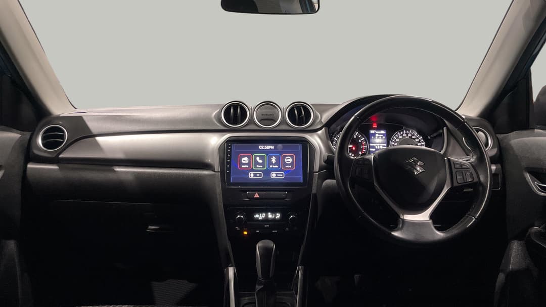 2022 Suzuki Vitara 1.6l, Automatic, 53880 km, Dashboard View