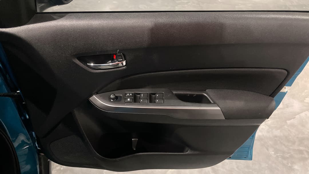 2022 Suzuki Vitara 1.6l, Automatic, 53880 km, Speaker View