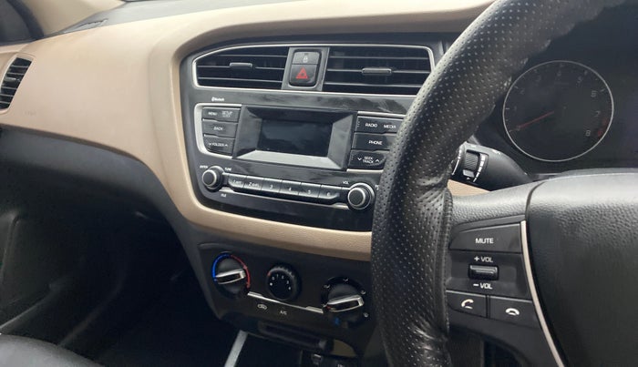 2019 Hyundai Elite i20 MAGNA+ VTVT, Petrol, Manual, 21,335 km, Infotainment system - Parking sensor not working