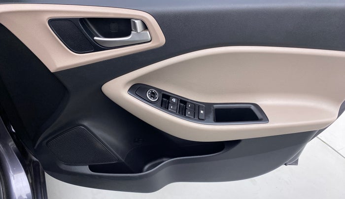 2019 Hyundai Elite i20 MAGNA+ VTVT, Petrol, Manual, 21,335 km, Driver Side Door Panels Control
