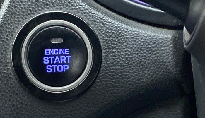 2018 Hyundai i20 Active 1.2 SX DUAL TONE, Petrol, Manual, 72,011 km, Keyless Start/ Stop Button