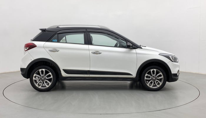 2018 Hyundai i20 Active 1.2 SX DUAL TONE, Petrol, Manual, 72,011 km, Right Side View