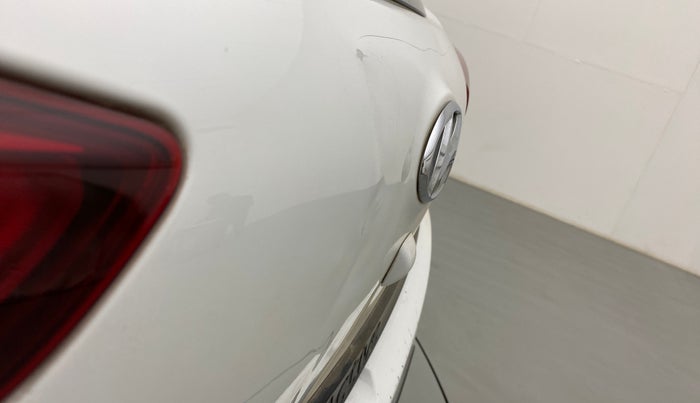 2018 Hyundai i20 Active 1.2 SX DUAL TONE, Petrol, Manual, 72,011 km, Dicky (Boot door) - Slightly dented