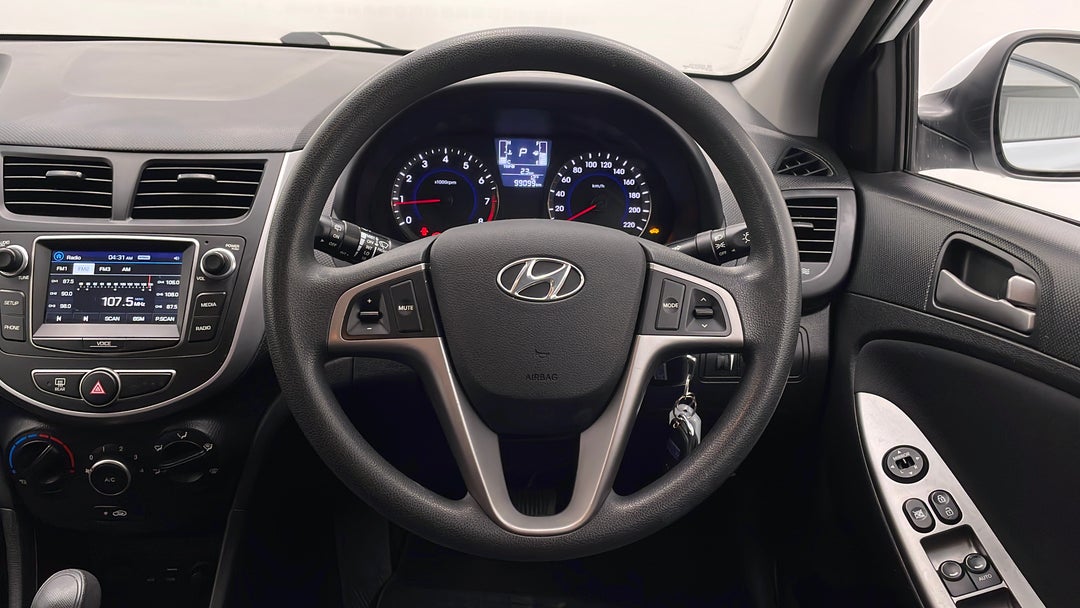 2016 Hyundai Accent Active, Automatic, 99099 km, Steering Wheel Close-up