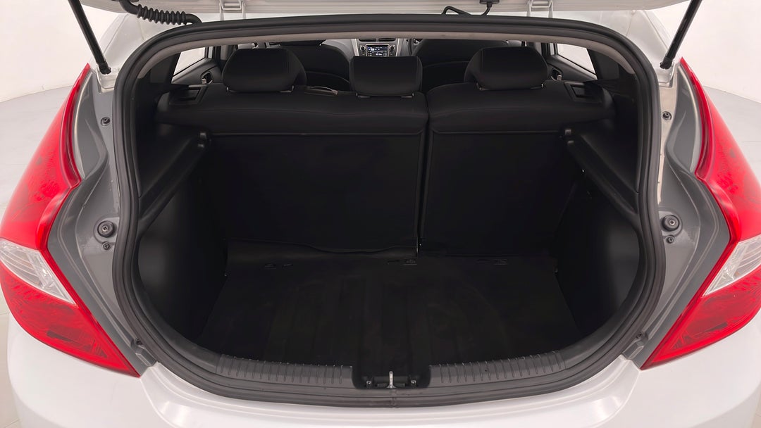 2016 Hyundai Accent Active, Automatic, 99099 km, Boot Inside View