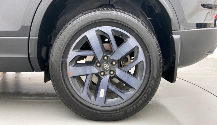 2022 Tata Safari XZ PLUS DARK EDITION, Diesel, Manual, 18,319 km, Left Rear Wheel