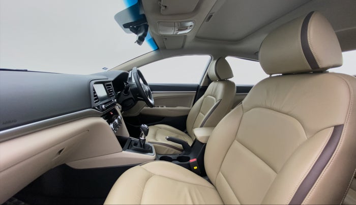 2021 Hyundai New Elantra 2.0 SX MT, Petrol, Manual, 9,125 km, Right Side Front Door Cabin
