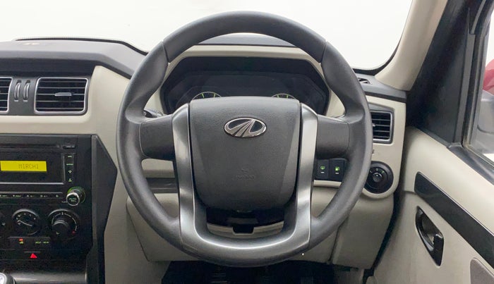 2015 Mahindra Scorpio S8, Diesel, Manual, 61,590 km, Steering Wheel Close Up