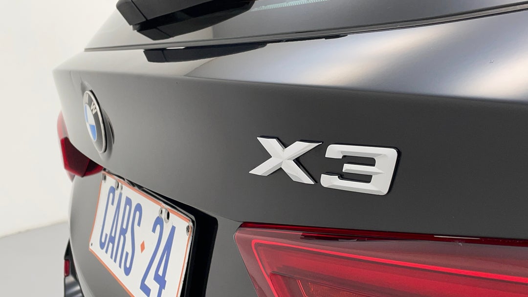 Badge (Boot Right Side)