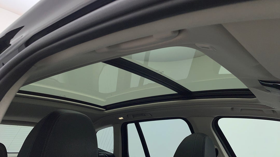 Interior Sunroof/Moonroof