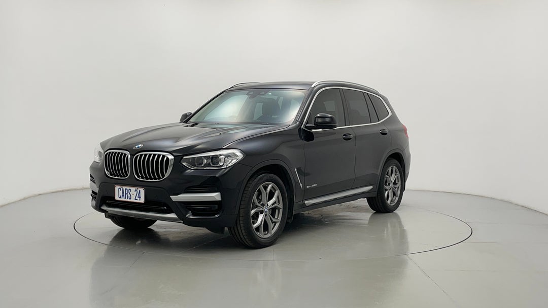 Left Front Diagonal (45- Degree) View