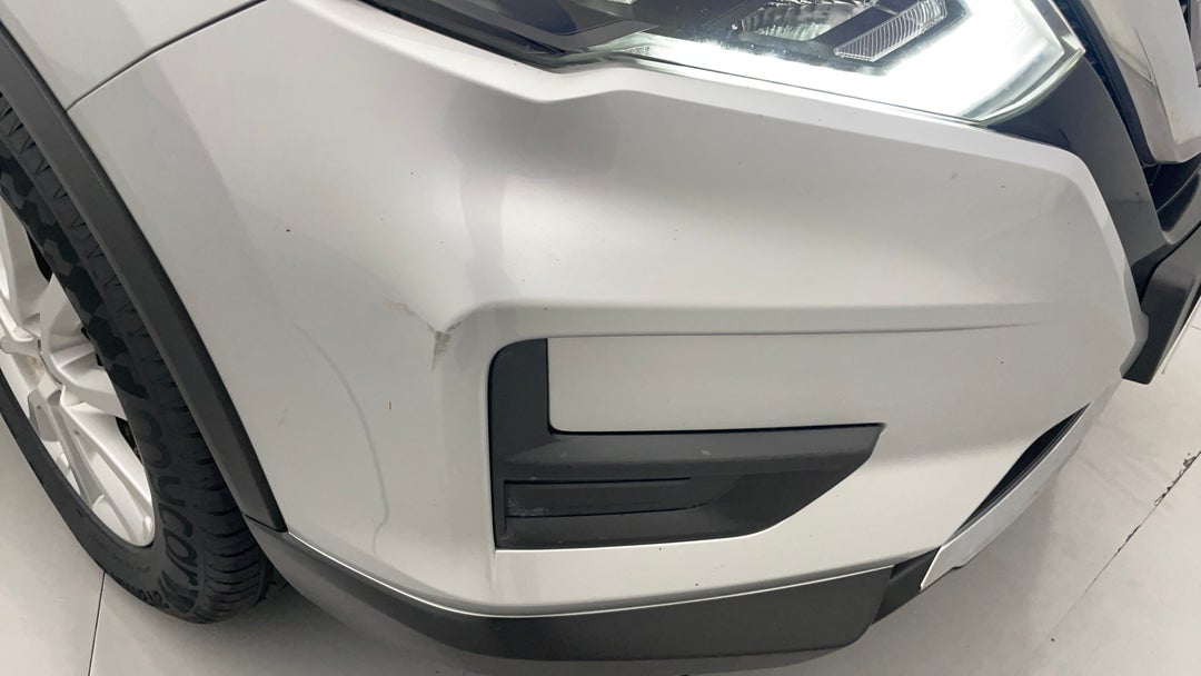 Quarter Panel Front RHS Guard Scuff