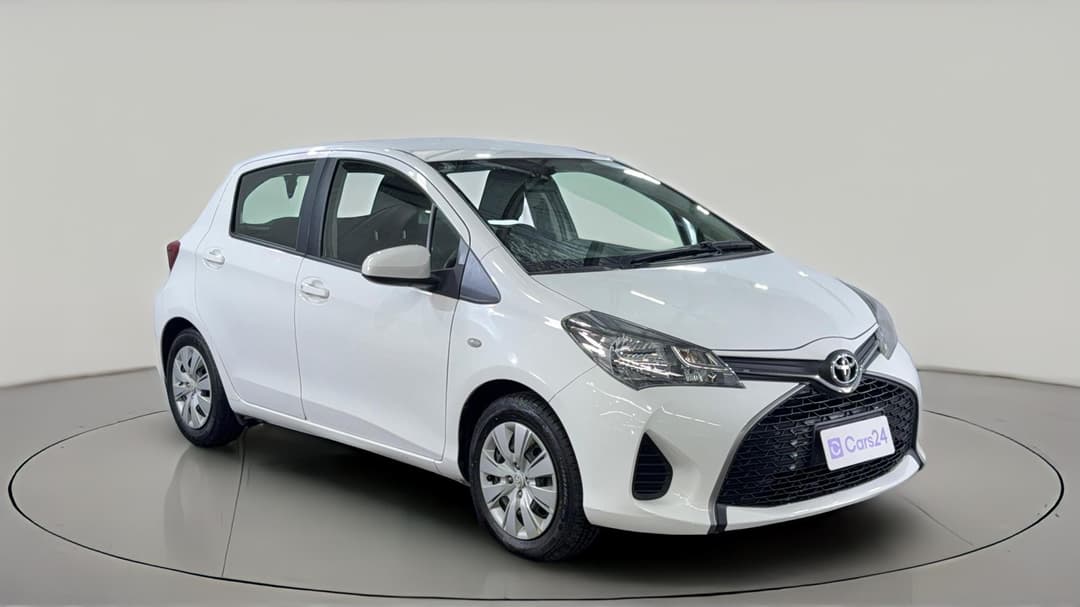 2015 Toyota Yaris Ascent, Automatic, 78729 km, Right Front Diagonal (45- Degree) View