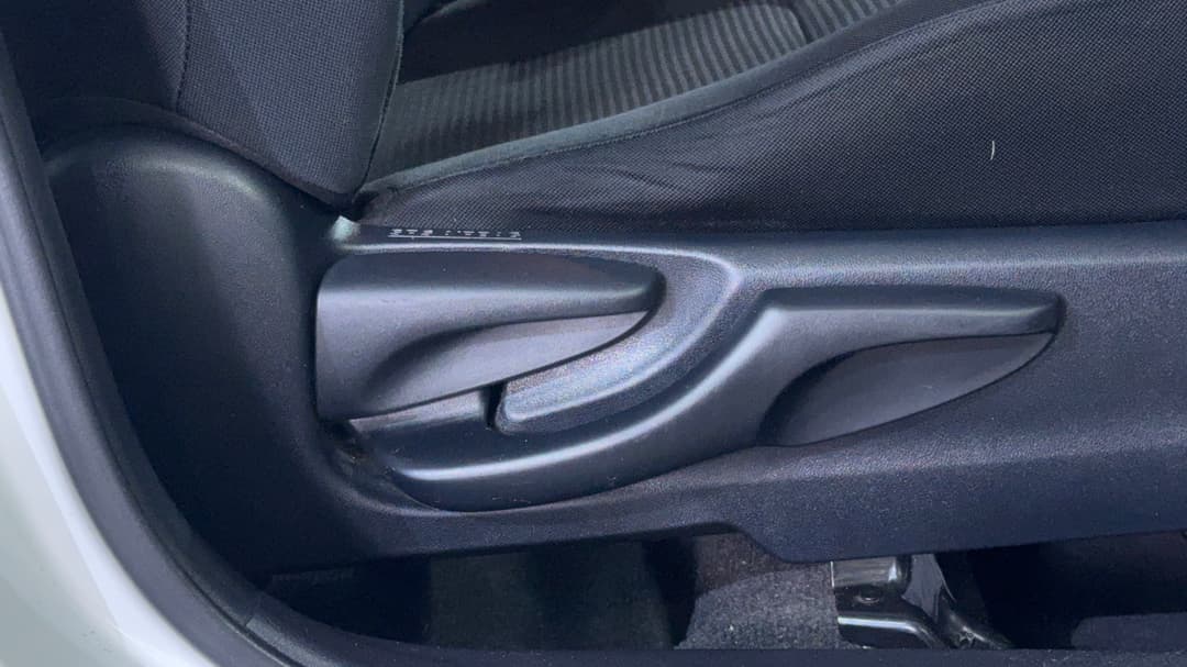 2015 Toyota Yaris Ascent, Automatic, 78729 km, Drivers Side Adjustment Panel