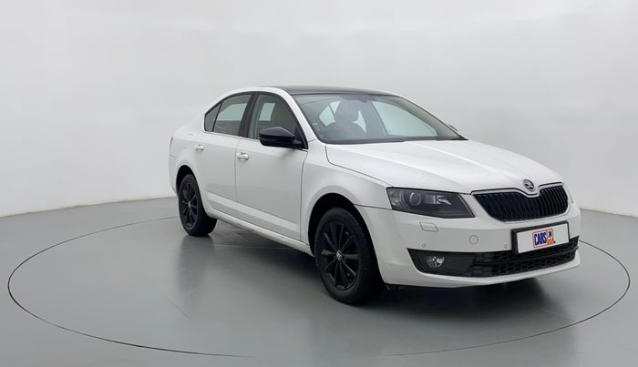 2017 Skoda Octavia 2.0 TDI STYLE PLUS AT, Diesel, Automatic, 60,922 km, Right Front Diagonal