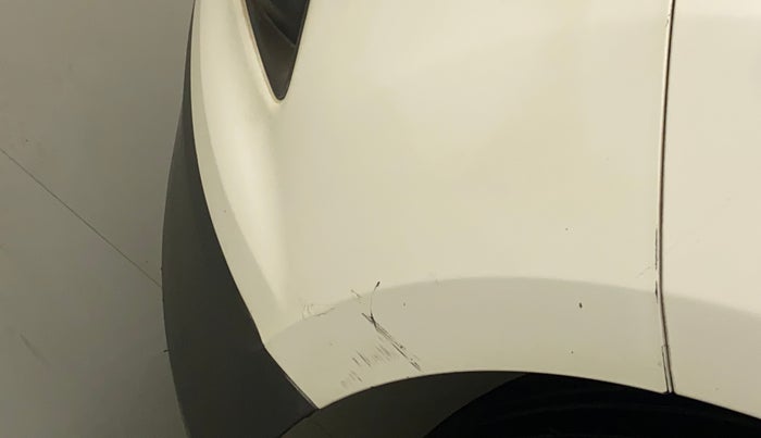 2015 Ford Ecosport TITANIUM 1.0L ECOBOOST, Petrol, Manual, 66,429 km, Front bumper - Minor scratches