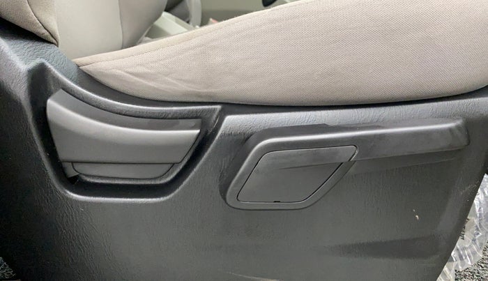 2019 Mahindra Scorpio S9, Diesel, Manual, 26,629 km, Driver Side Adjustment Panel
