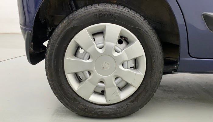 2017 Maruti Wagon R 1.0 LXI CNG, CNG, Manual, 82,703 km, Right Rear Wheel