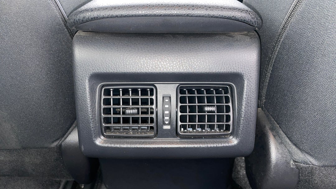 Rear A/C Vent