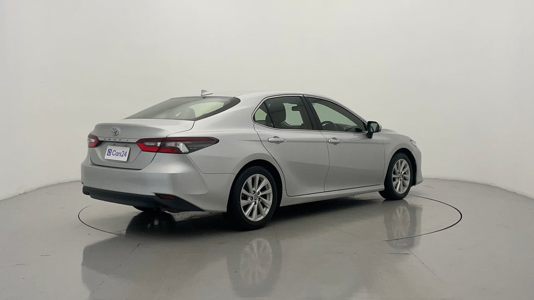 Right Back Diagonal (45- Degree) View