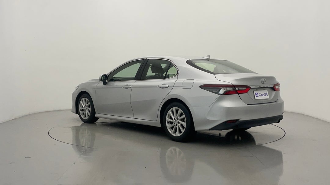 Left Back Diagonal (45- Degree) View