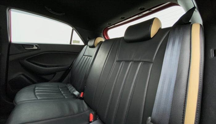 2016 Hyundai i20 Active 1.2 SX, Petrol, Manual, 33,340 km, Right Side Rear Door Cabin