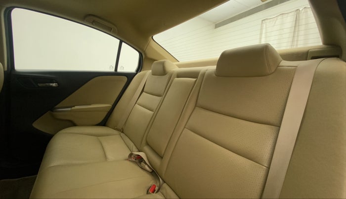 2015 Honda City 1.5L I-VTEC VX CVT, Petrol, Automatic, 94,384 km, Right Side Rear Door Cabin