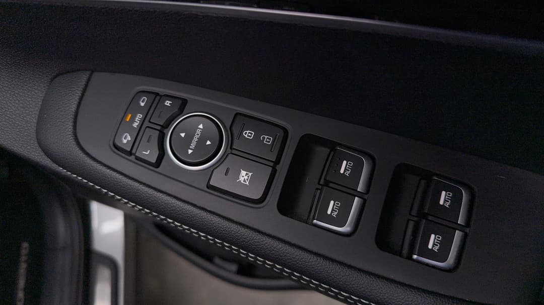 2019 Kia Sorento Gt-line (4x2) Gsl, Automatic, 117896 km, Drivers Side Door Panel Controls