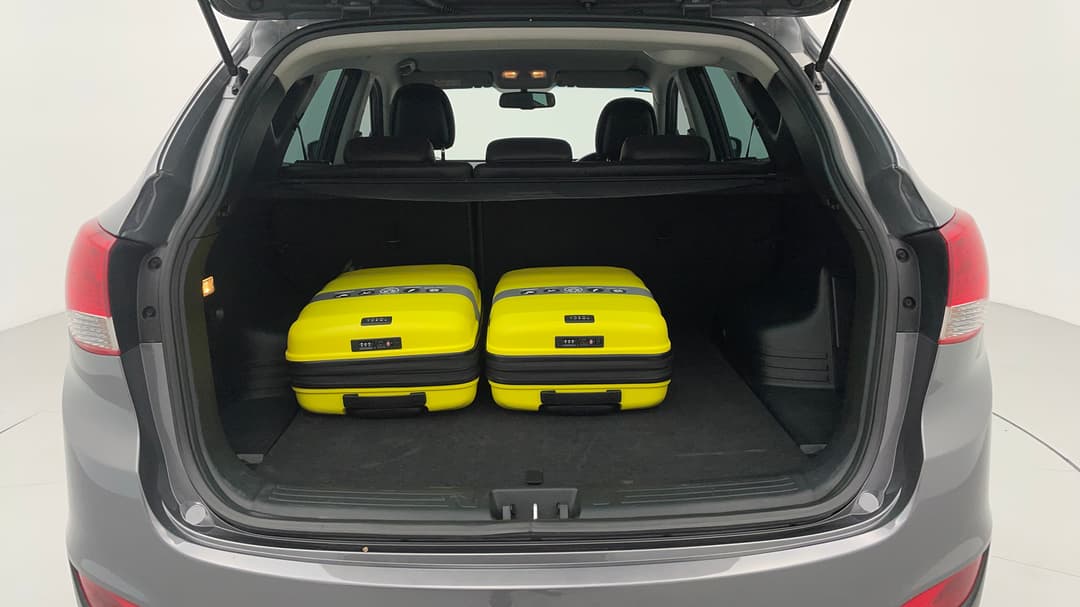2015 Hyundai Ix35 Se (fwd), Automatic, 84774 km, Boot Inside View with Luggage