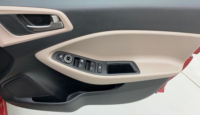 2017 Hyundai Elite i20 ASTA 1.2, Petrol, Manual, 32,241 km, Driver Side Door Panels Control