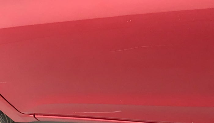 2017 Hyundai Elite i20 ASTA 1.2, Petrol, Manual, 32,241 km, Front passenger door - Minor scratches