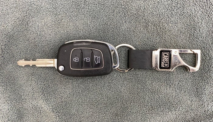 2017 Hyundai Elite i20 ASTA 1.2, Petrol, Manual, 32,241 km, Key Close Up