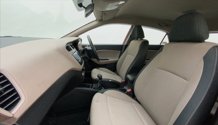 2017 Hyundai Elite i20 ASTA 1.2, Petrol, Manual, 32,241 km, Right Side Front Door Cabin